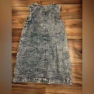 Who What Wear Jean dress with pockets.